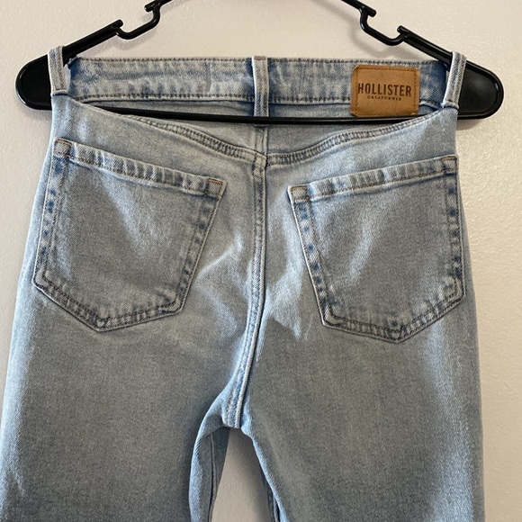 Hollister Jeans ultra high rise mom jean - Picture 9 of 14